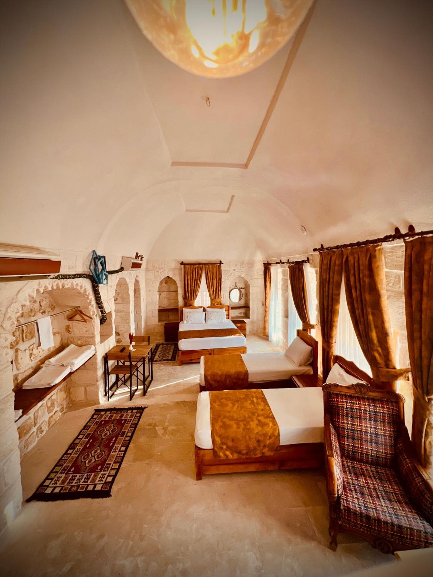 Mons Masius Hotel Teras Мідьят Екстер'єр фото