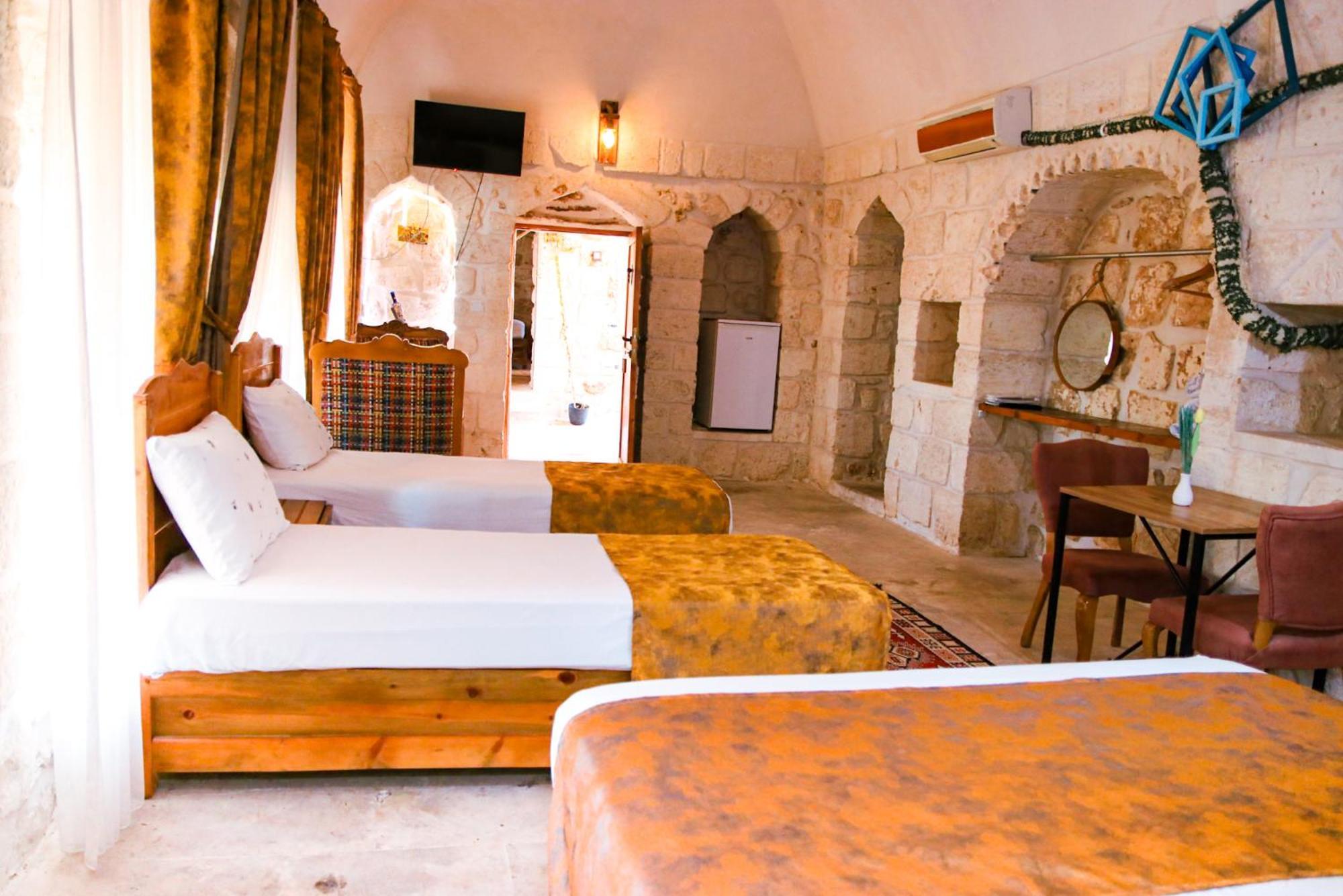 Mons Masius Hotel Teras Мідьят Екстер'єр фото