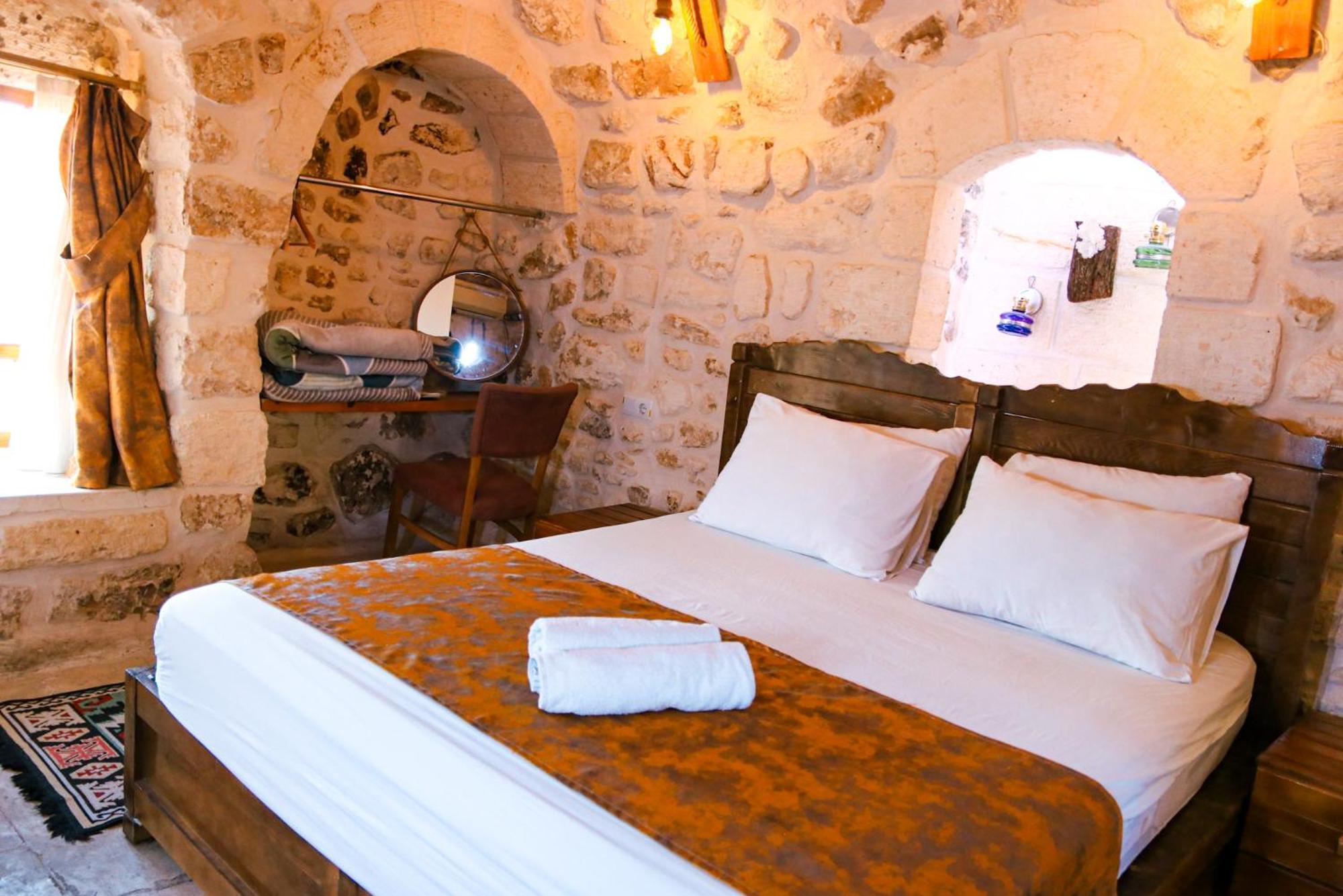Mons Masius Hotel Teras Мідьят Екстер'єр фото